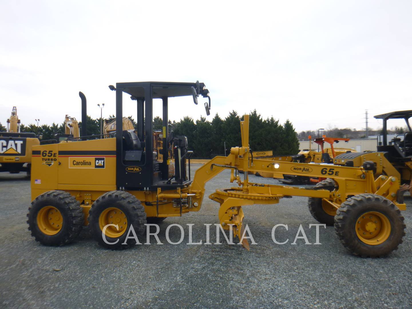 2019 Caterpillar 65ET Grader - Road