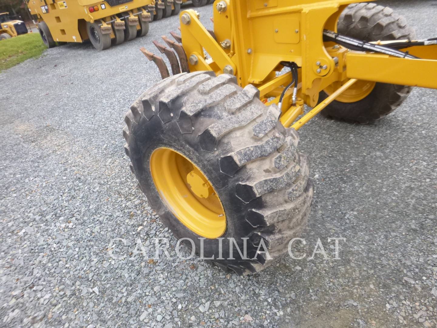 2019 Caterpillar 65ET Grader - Road