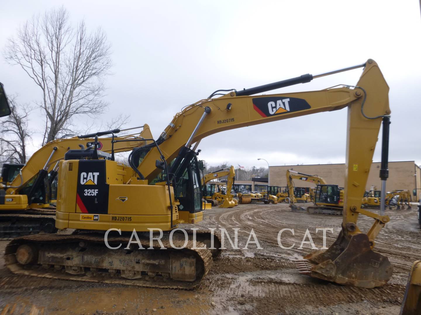 2019 Caterpillar 325FL Excavator