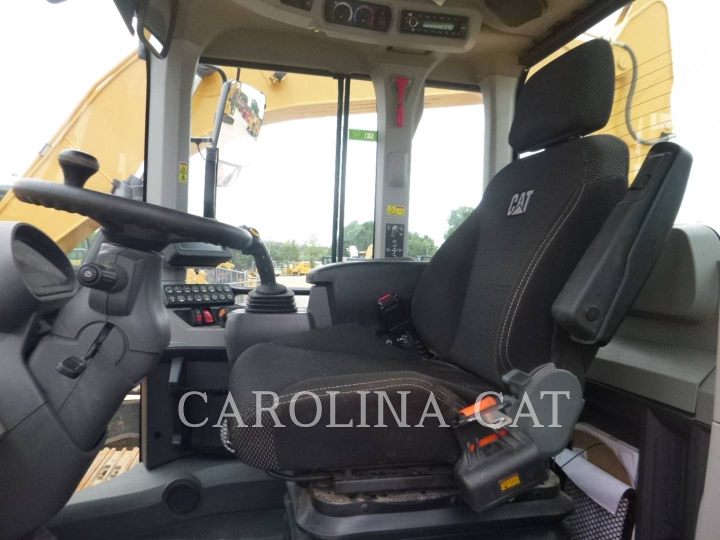 2020 Caterpillar 926M Wheel Loader