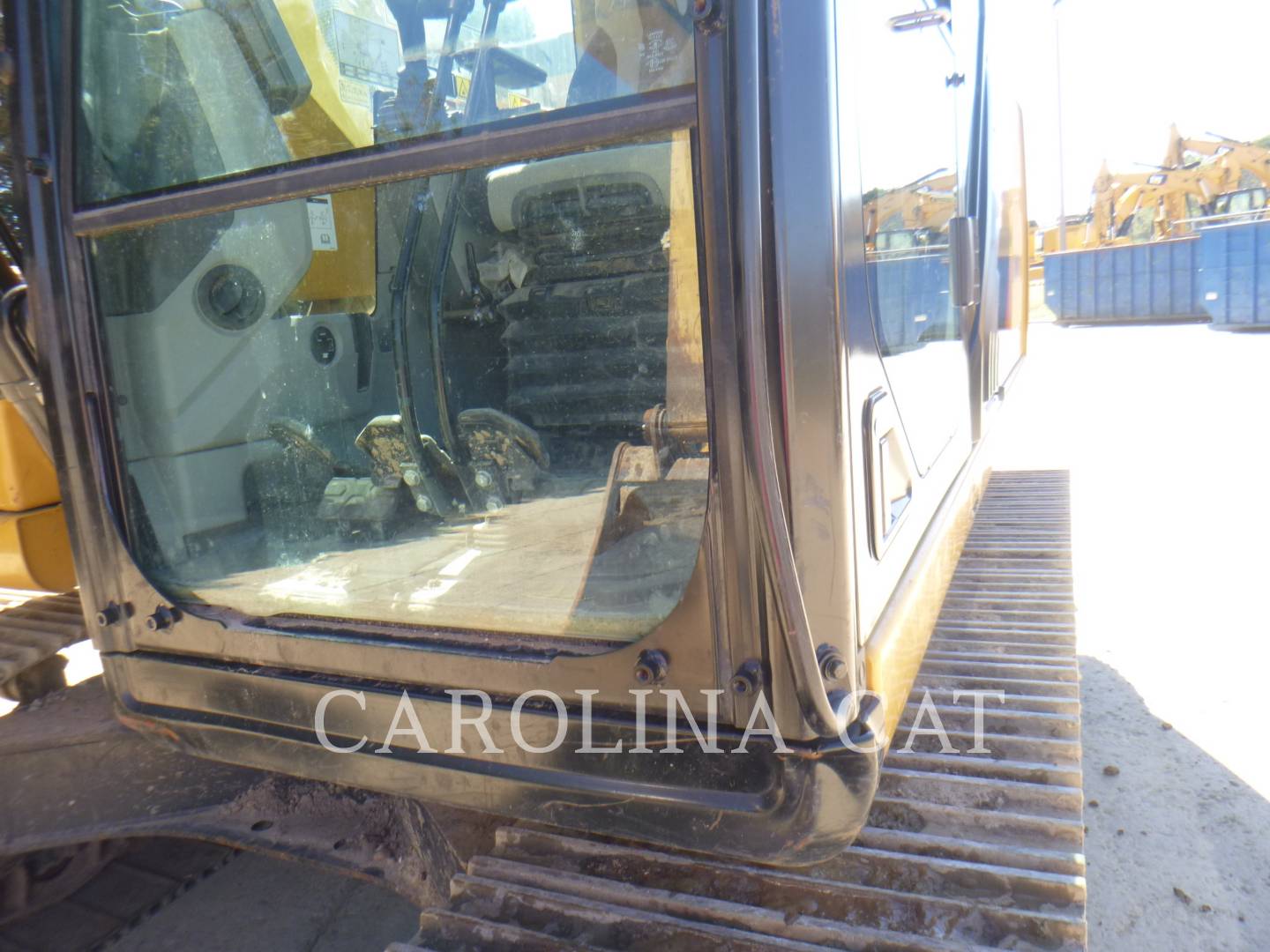 2017 Caterpillar 320FL Excavator