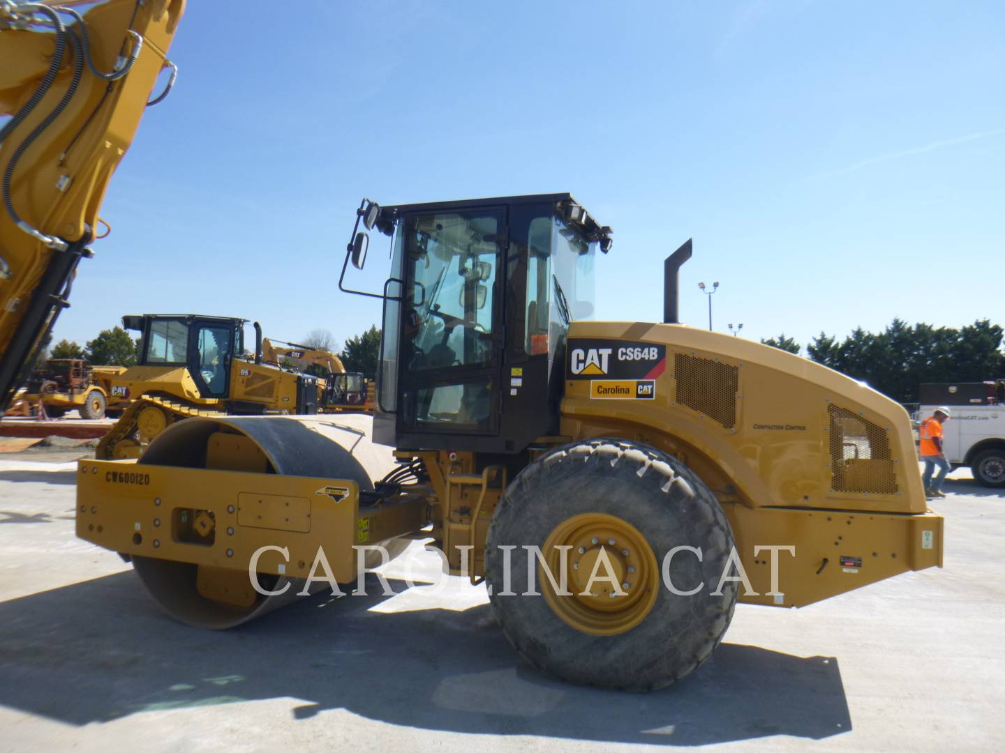 2019 Caterpillar CS64B CB Misc