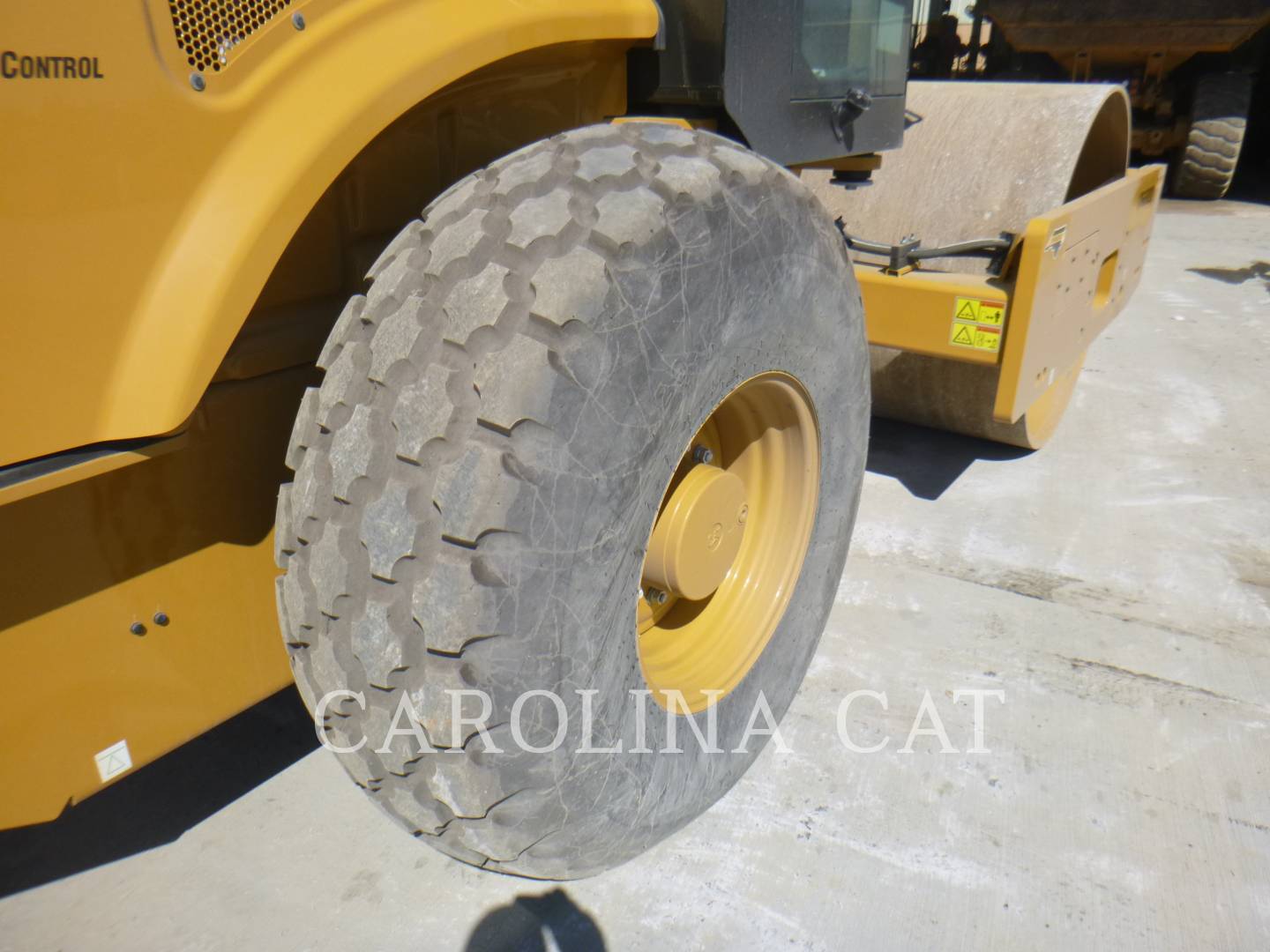 2019 Caterpillar CS64B CB Misc