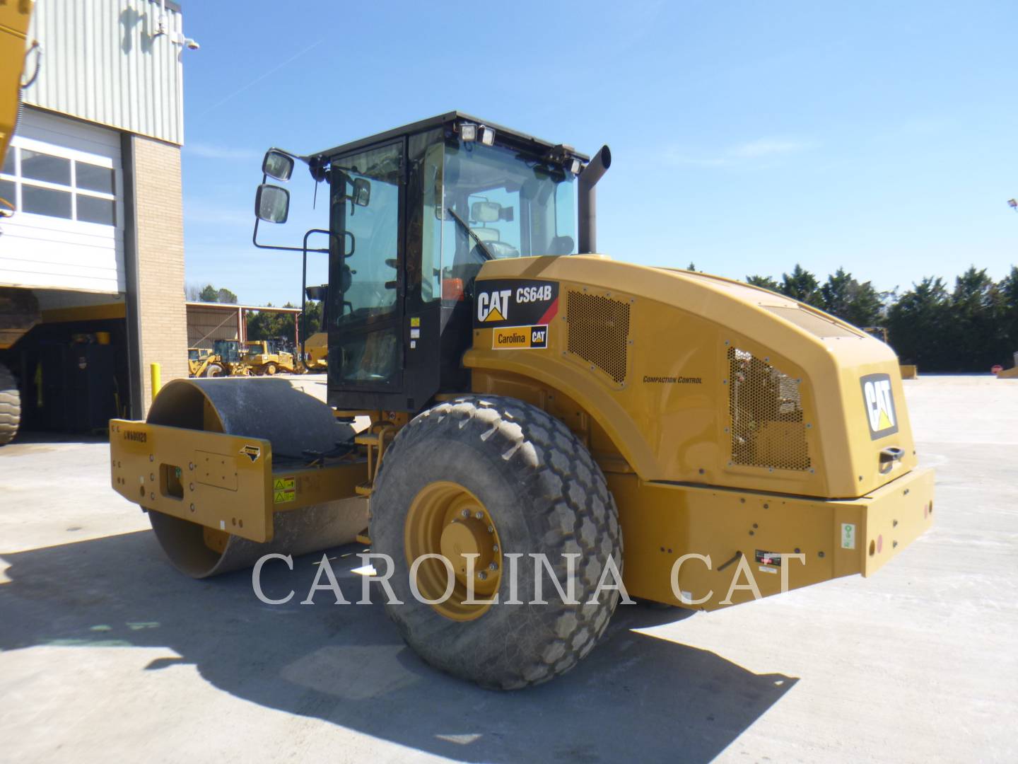 2019 Caterpillar CS64B CB Misc