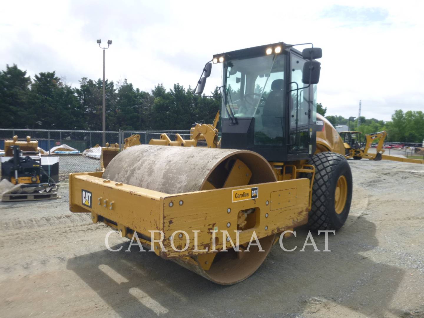 2017 Caterpillar CS66B CB Misc