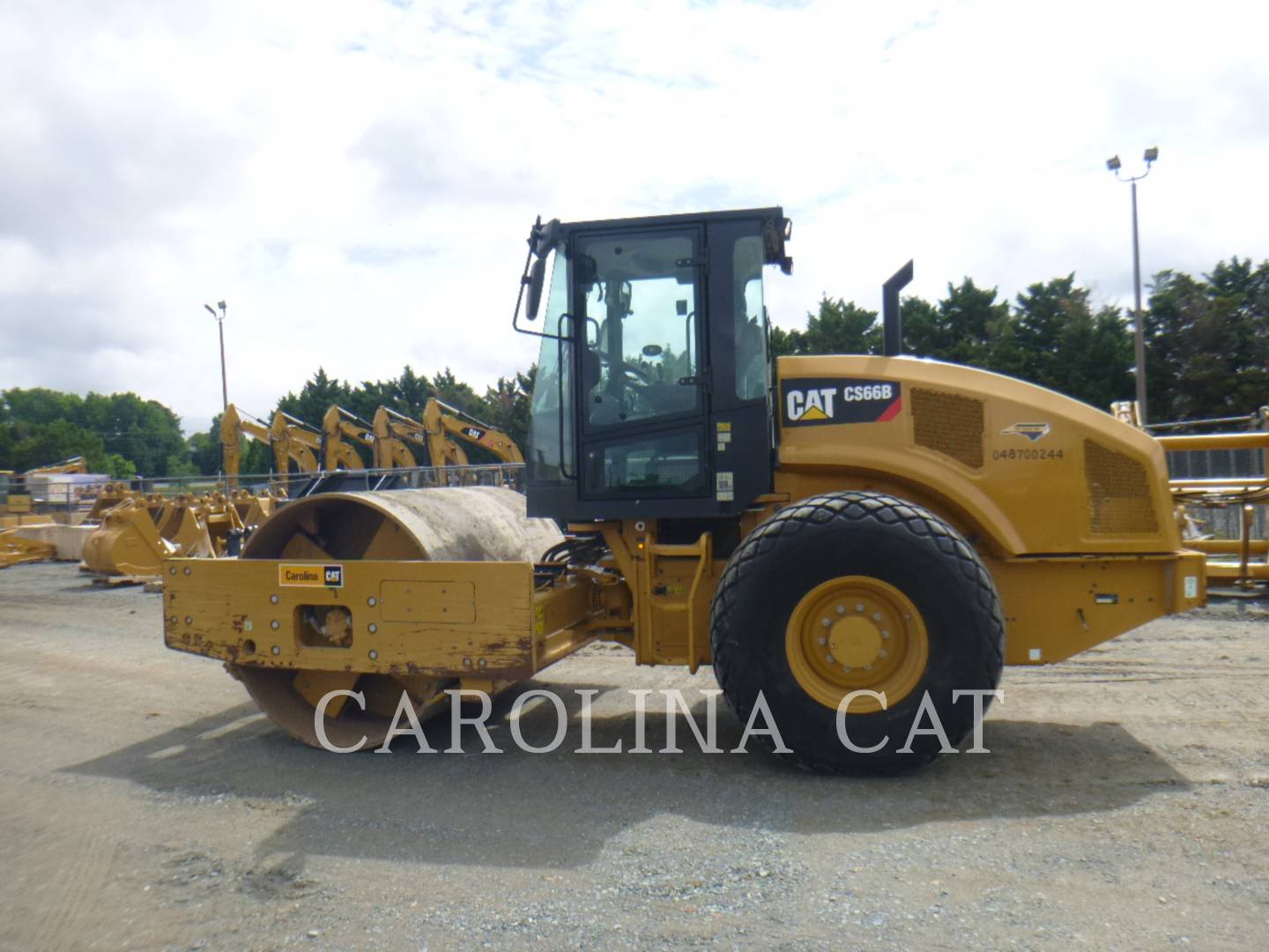 2017 Caterpillar CS66B CB Misc