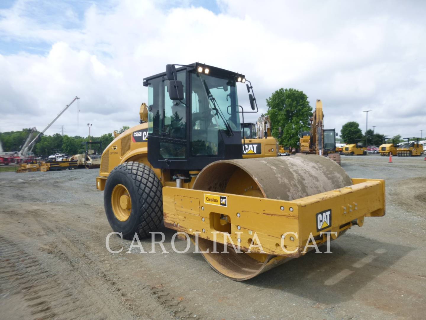 2017 Caterpillar CS66B CB Misc