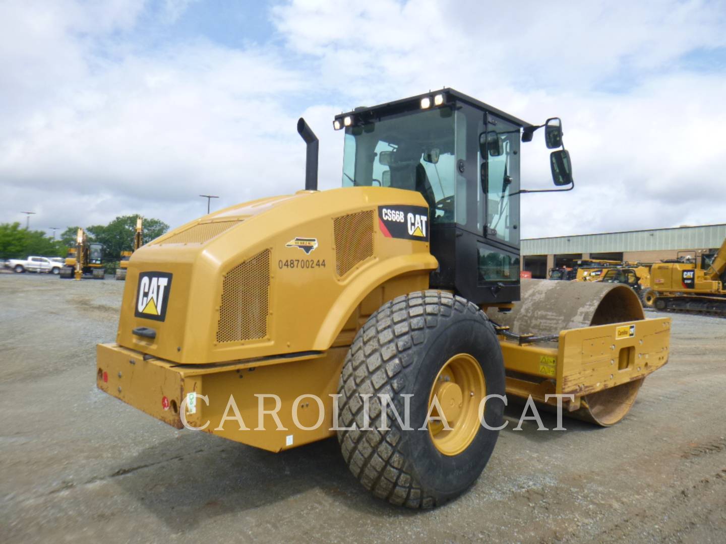 2017 Caterpillar CS66B CB Misc