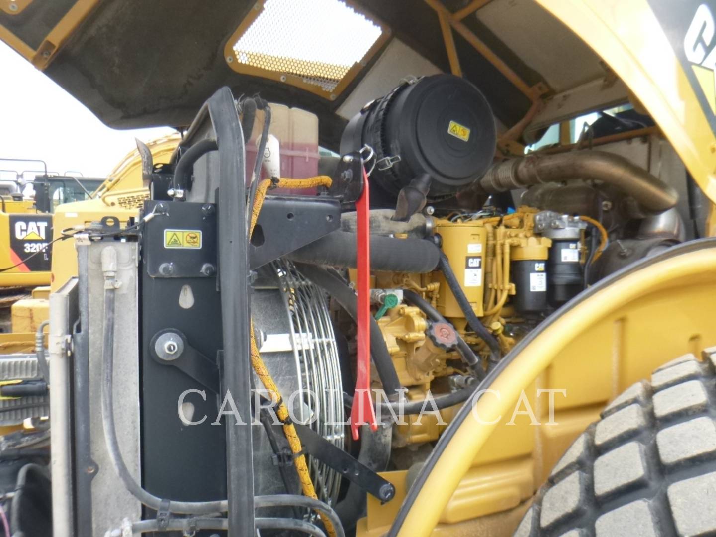 2017 Caterpillar CS66B CB Misc