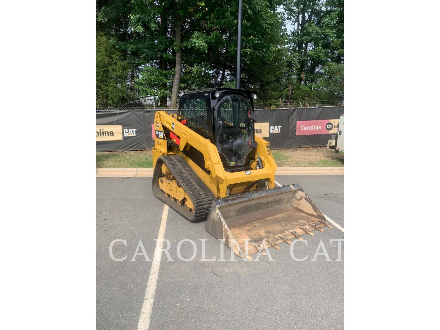 2019 Caterpillar 239D CB Compact Track Loader