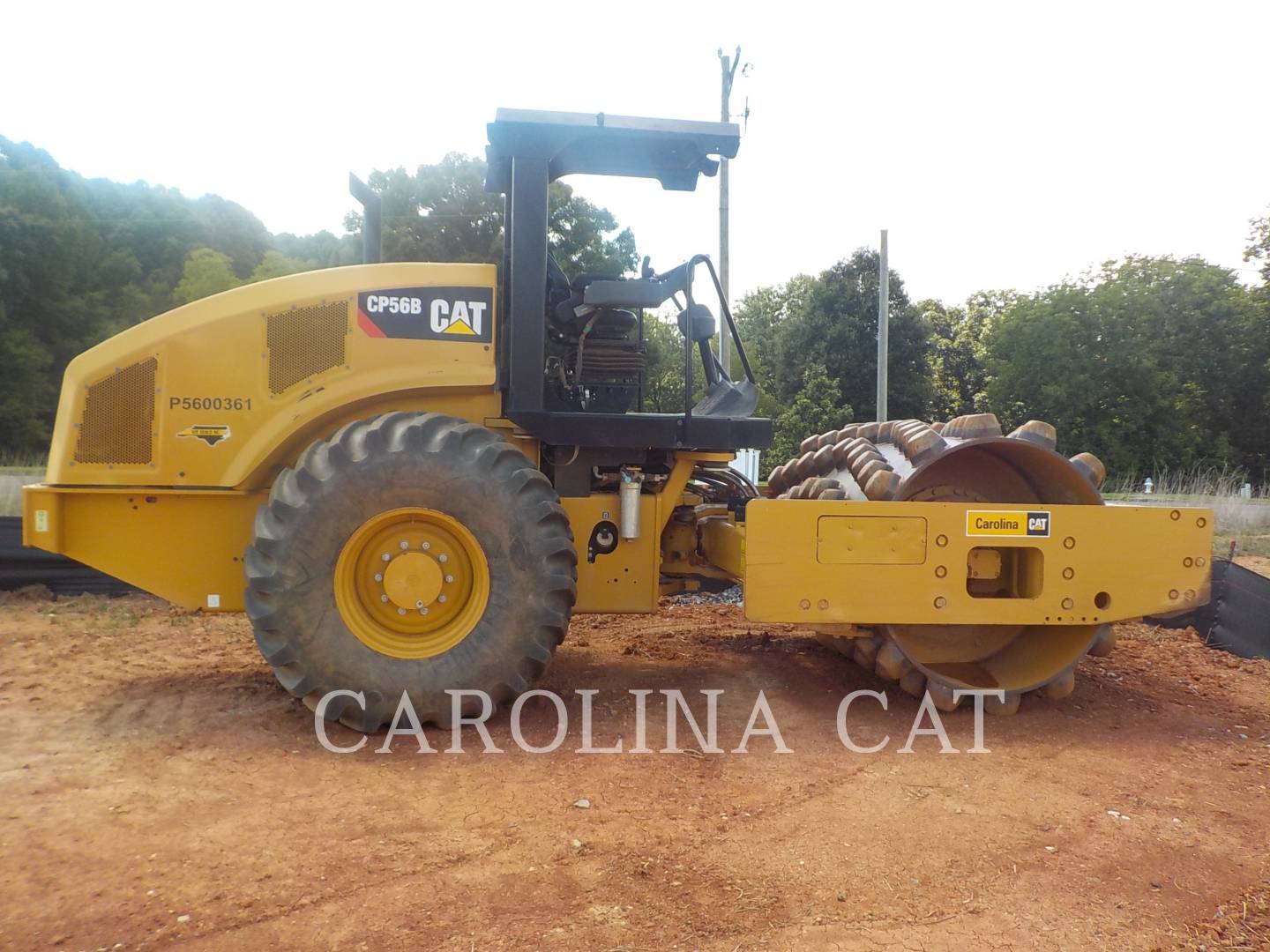 2017 Caterpillar CP 56 B Vibratory Single