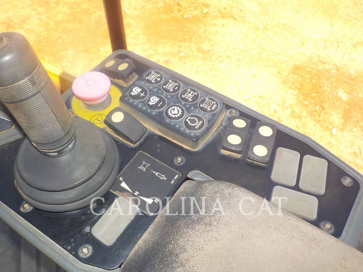 2017 Caterpillar CP 56 B Vibratory Single