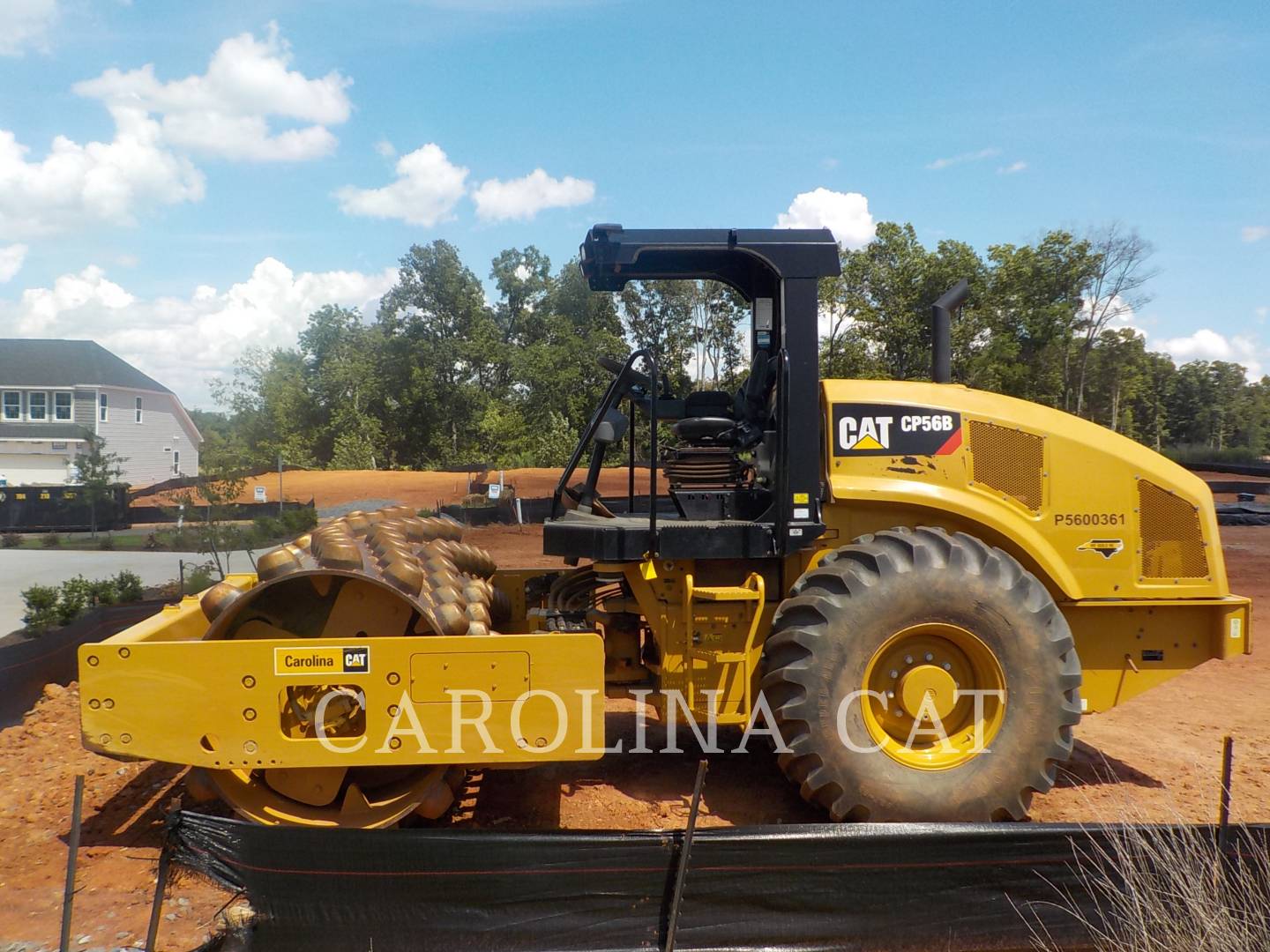 2017 Caterpillar CP 56 B Vibratory Single