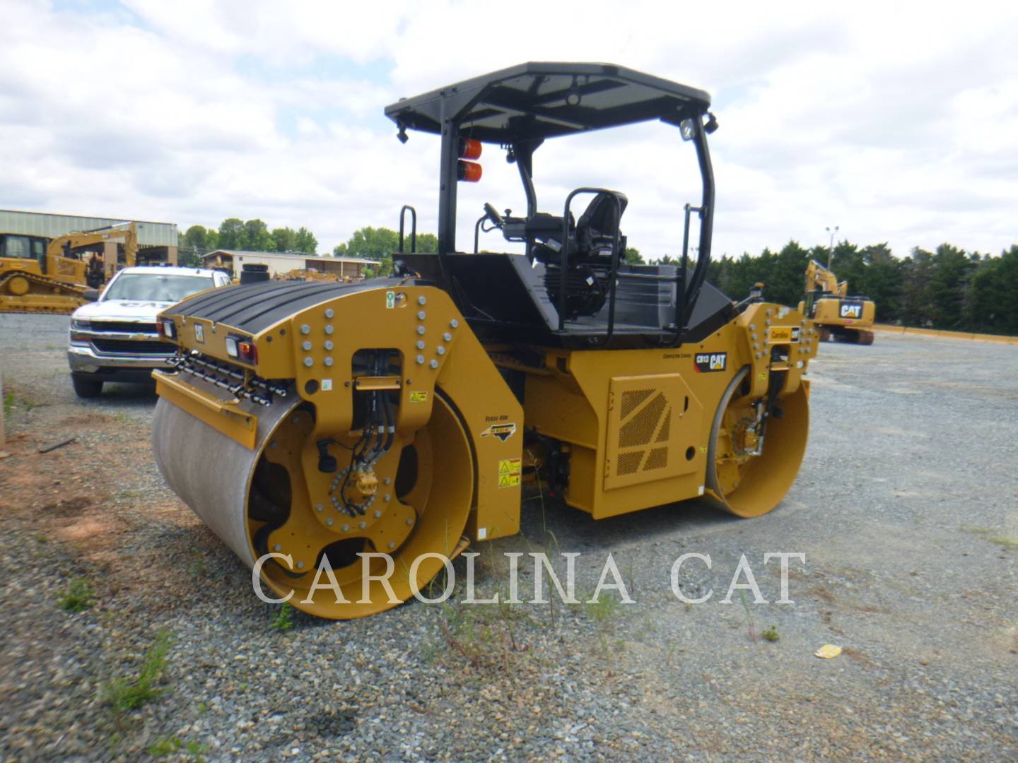 2019 Caterpillar CB13 Compactor