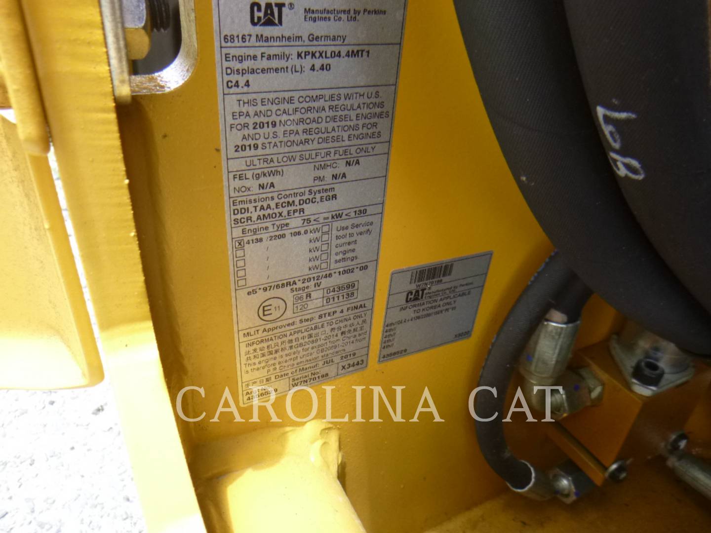 2019 Caterpillar CB13 Compactor