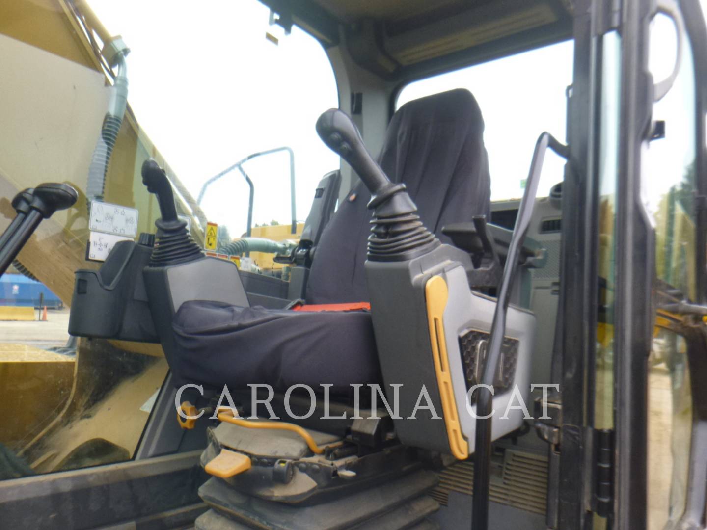 2019 Caterpillar 320 TH Excavator