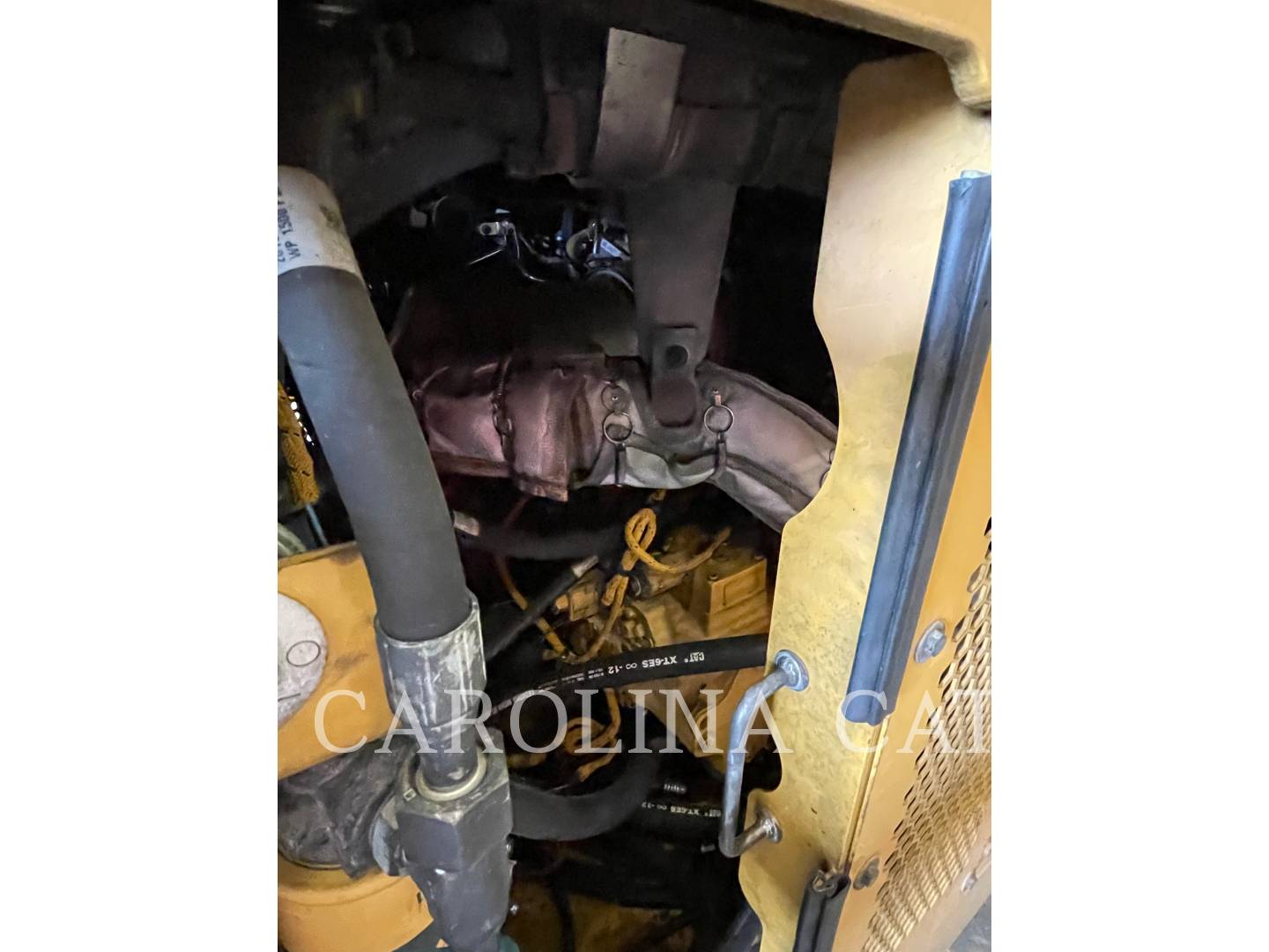 2016 Caterpillar CB44B Compactor