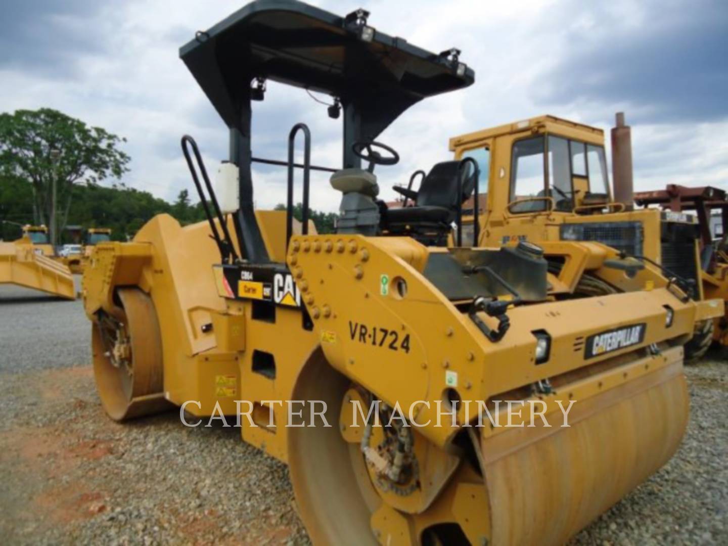 2014 Caterpillar CB64 Vibratory Double