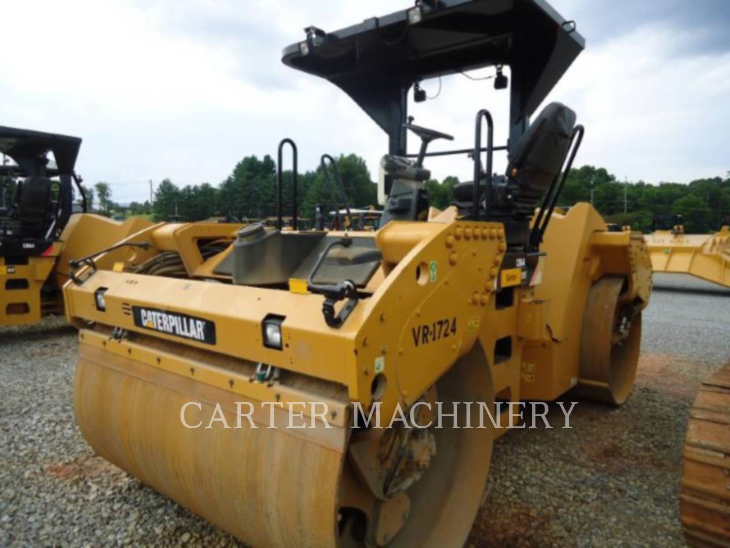 2014 Caterpillar CB64 Vibratory Double