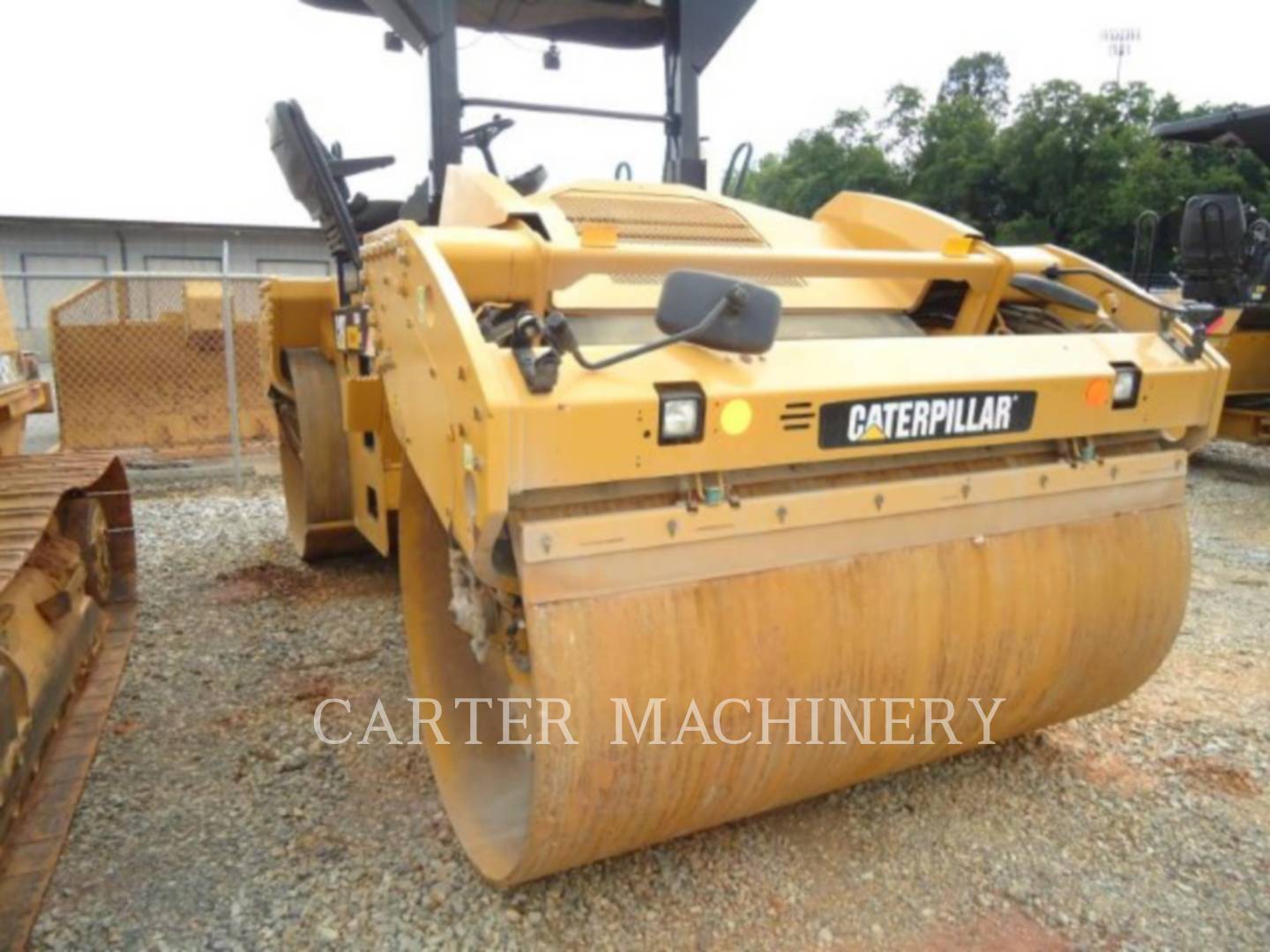 2014 Caterpillar CB64 Vibratory Double