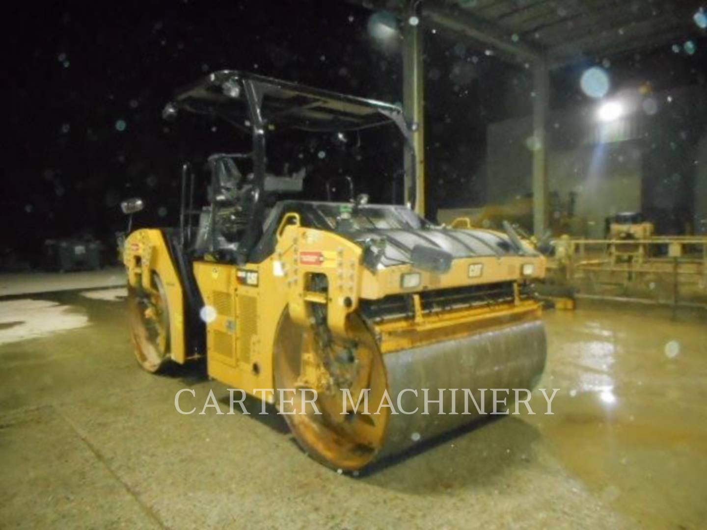 2016 Caterpillar CB64B Compactor