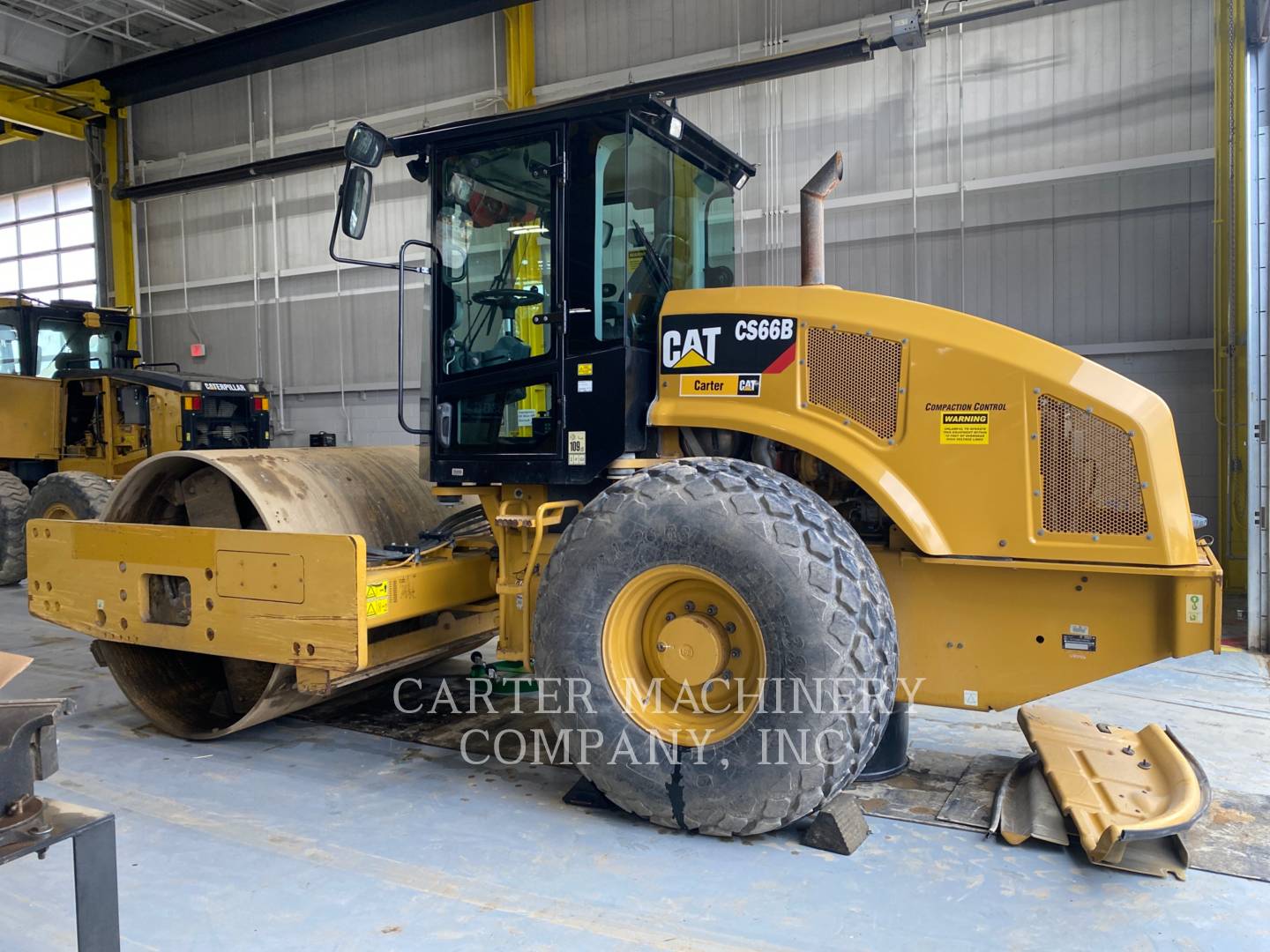 2014 Caterpillar CS66B Compactor