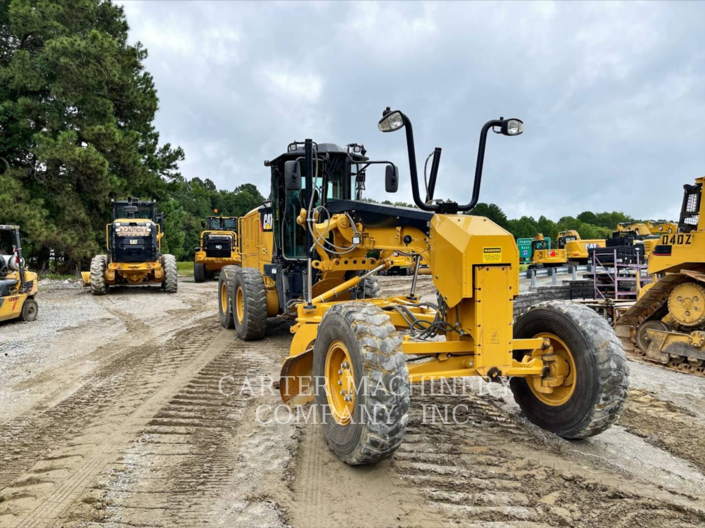 2017 Caterpillar 12M3 Grader - Road