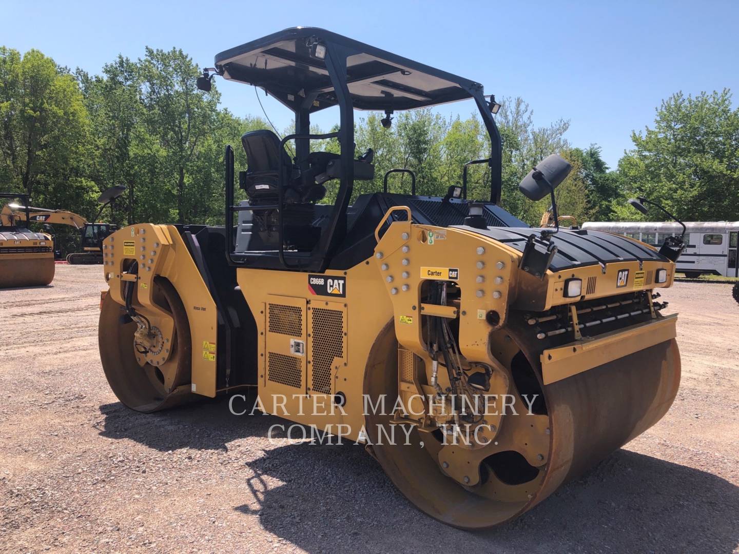 2017 Caterpillar CB66B Vibratory Double