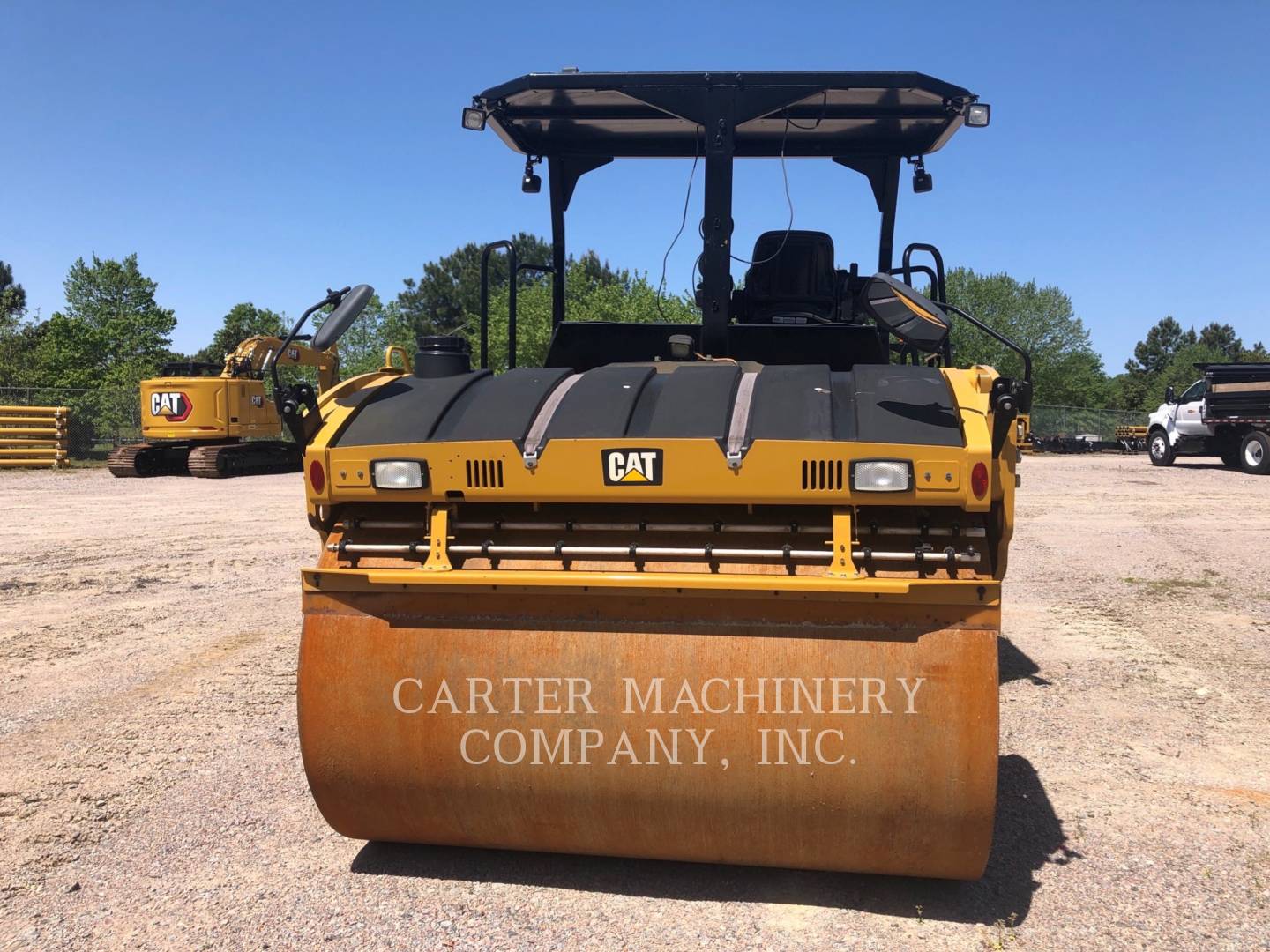 2017 Caterpillar CB66B Vibratory Double