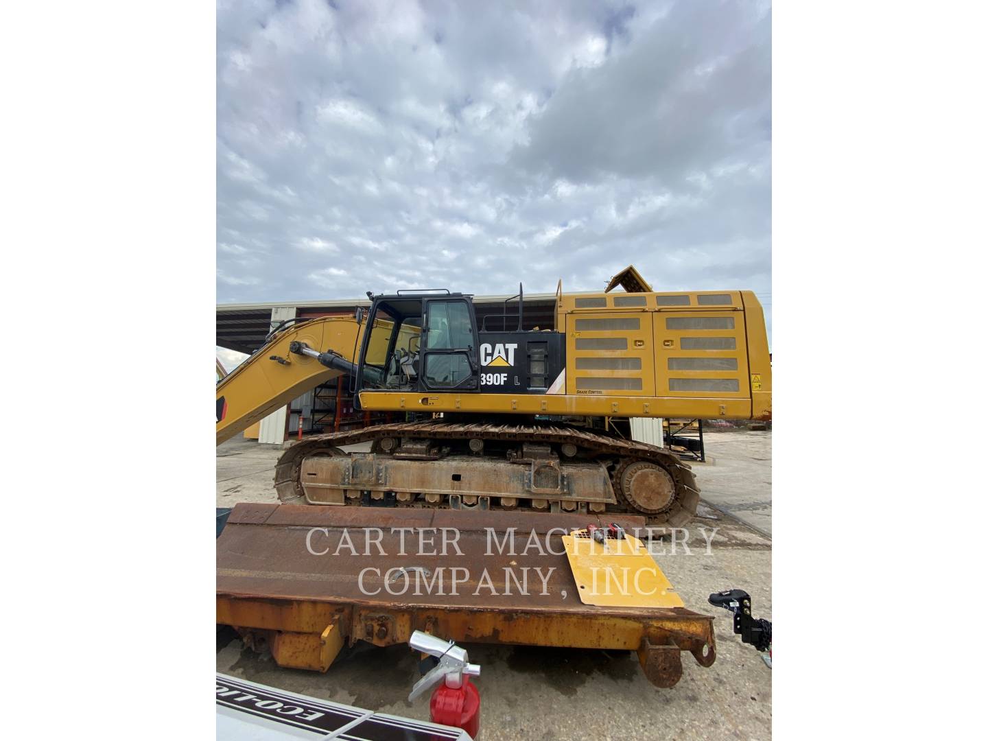 2018 Caterpillar 390F Excavator