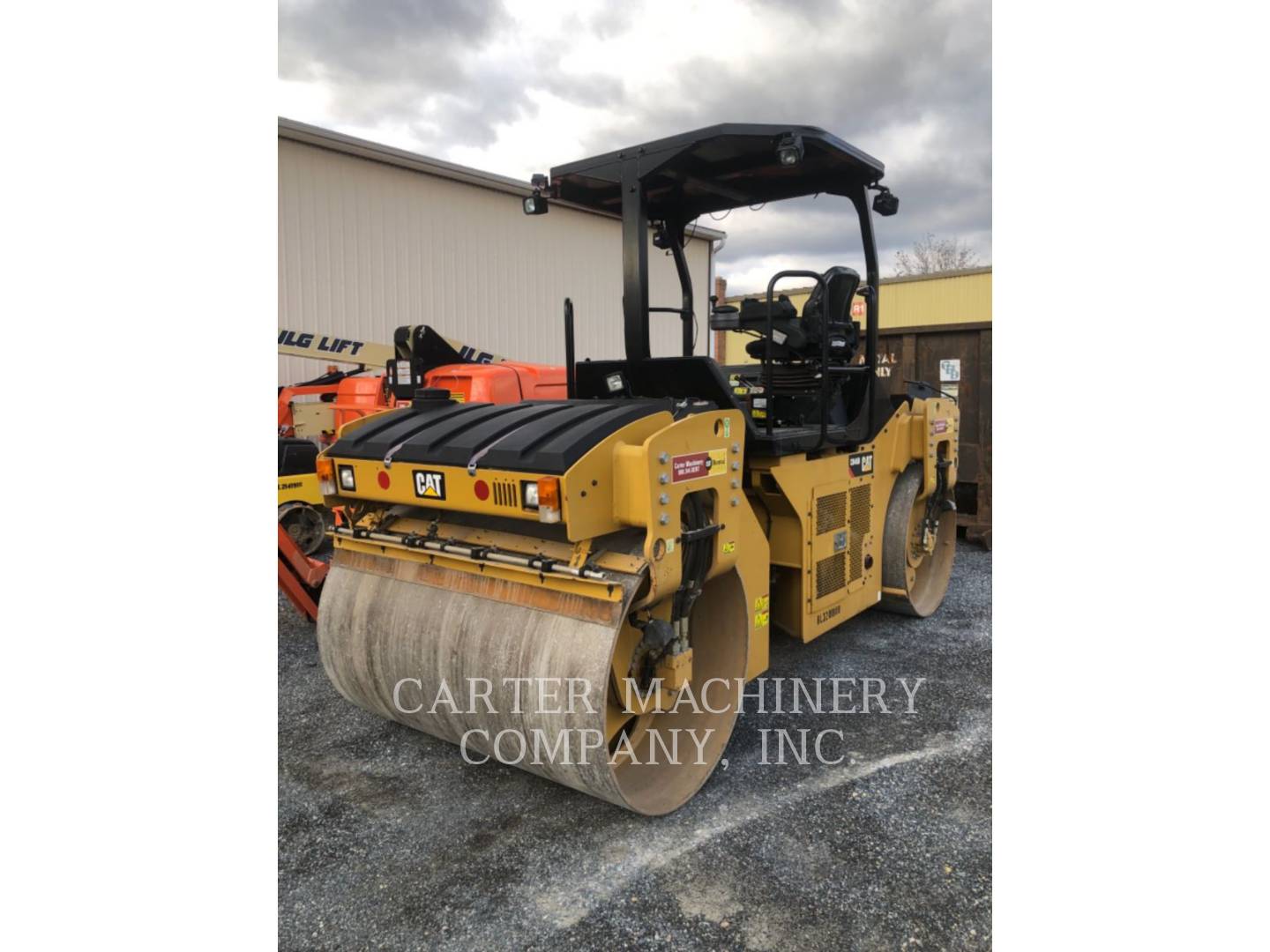 2016 Caterpillar CB46B Vibratory Double