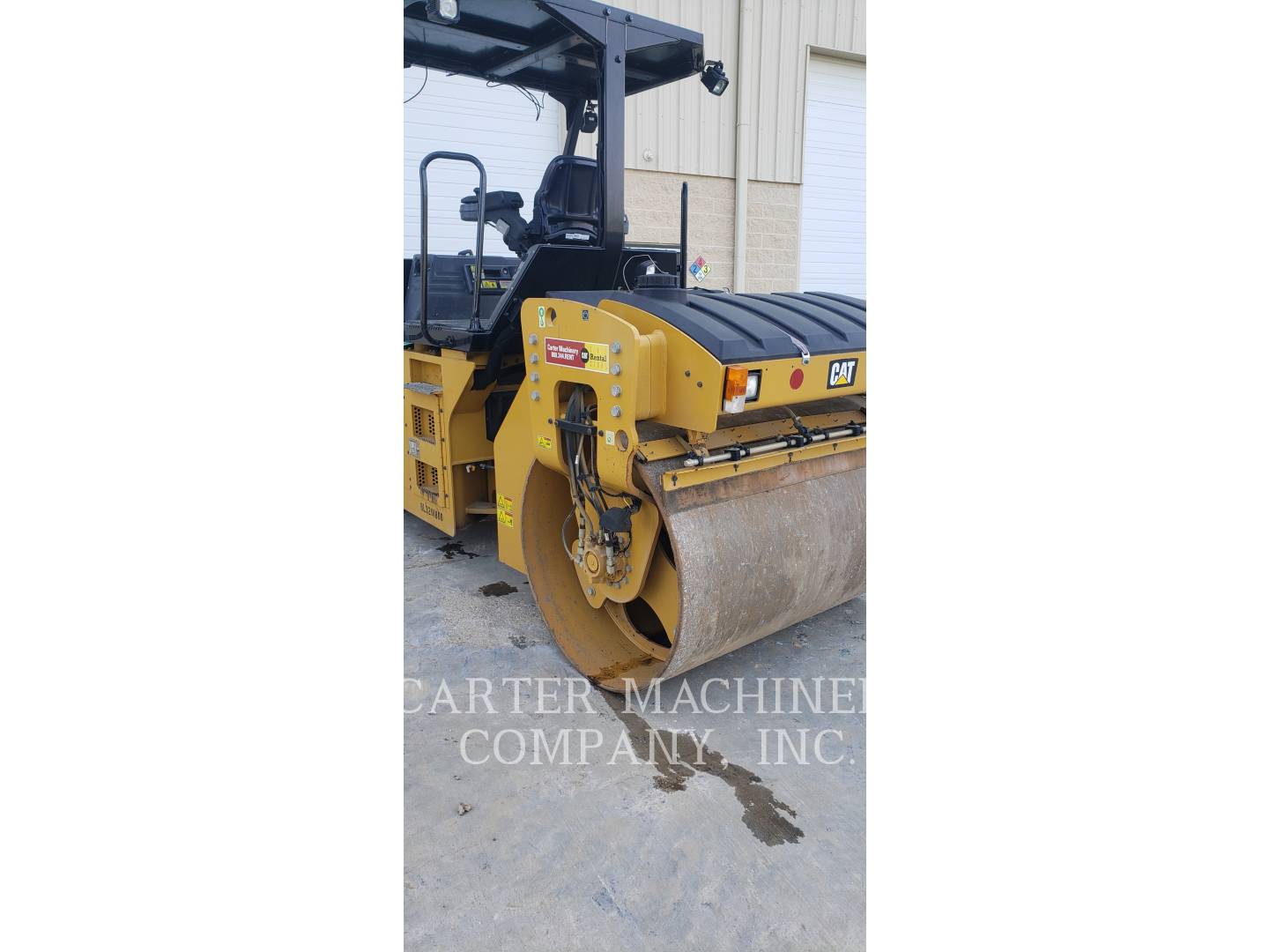 2016 Caterpillar CB46B Vibratory Double