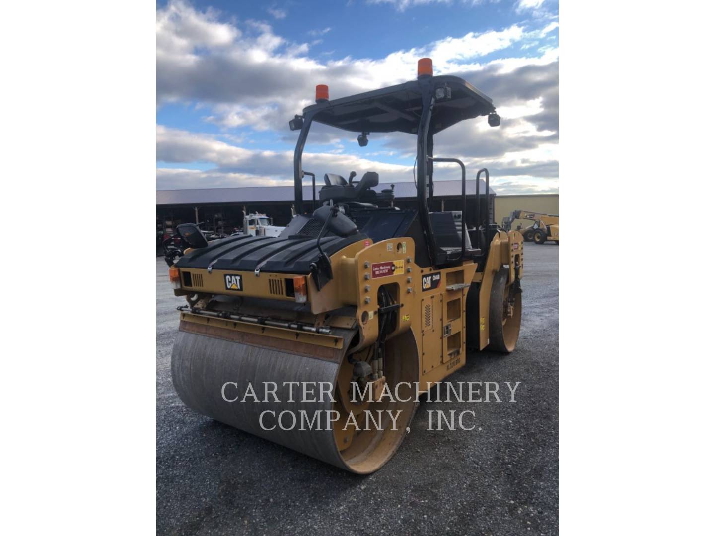 2016 Caterpillar CB46B Vibratory Double