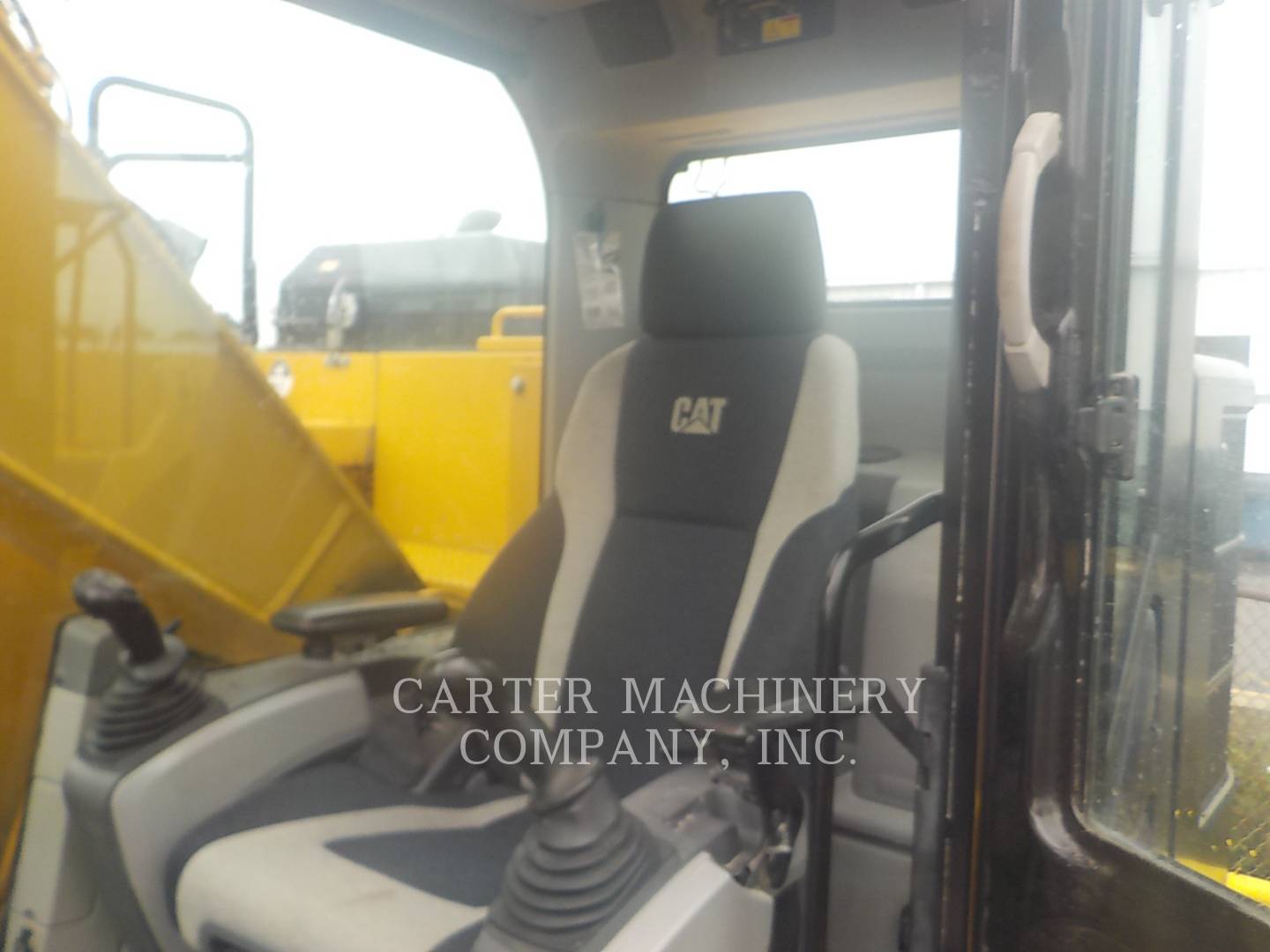 2017 Caterpillar 325FLCR Excavator