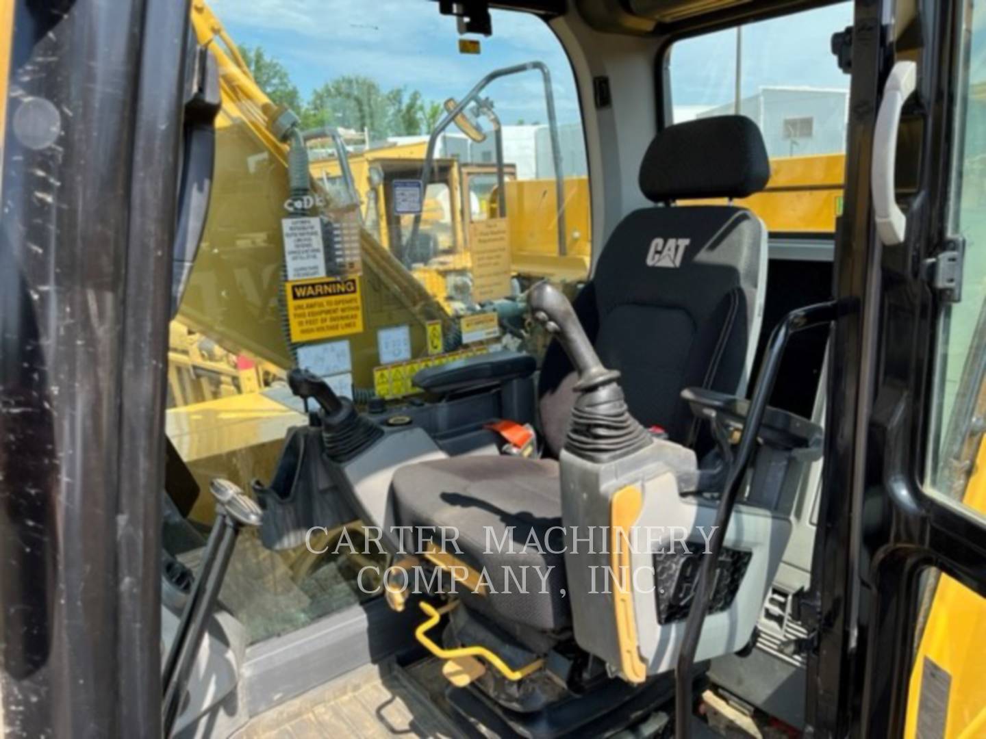 2019 Caterpillar 323 Excavator