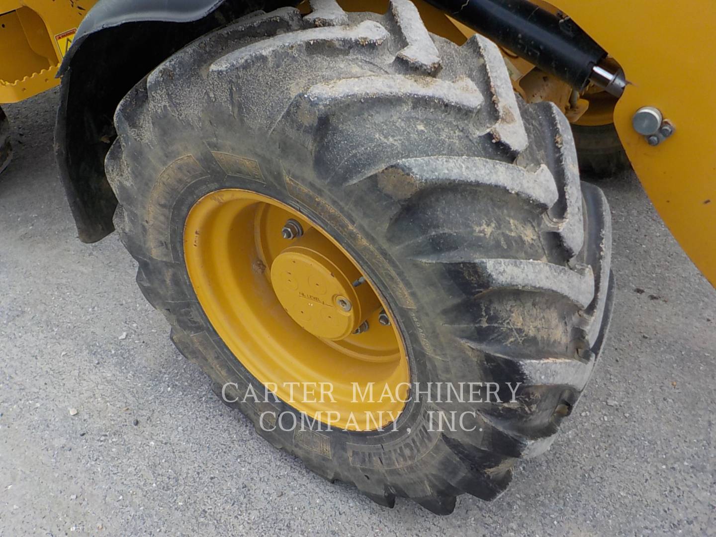 2019 Caterpillar 908M Wheel Loader