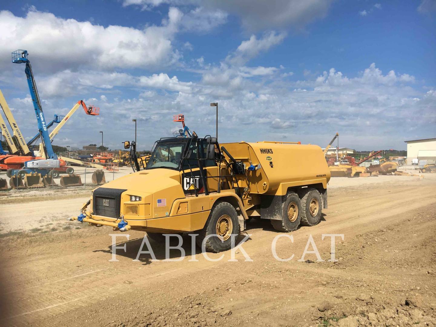 2014 Caterpillar 730C Water Truck