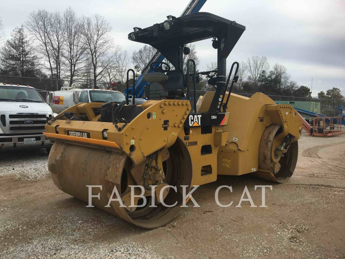 2015 Caterpillar CB64 MAP Vibratory Double