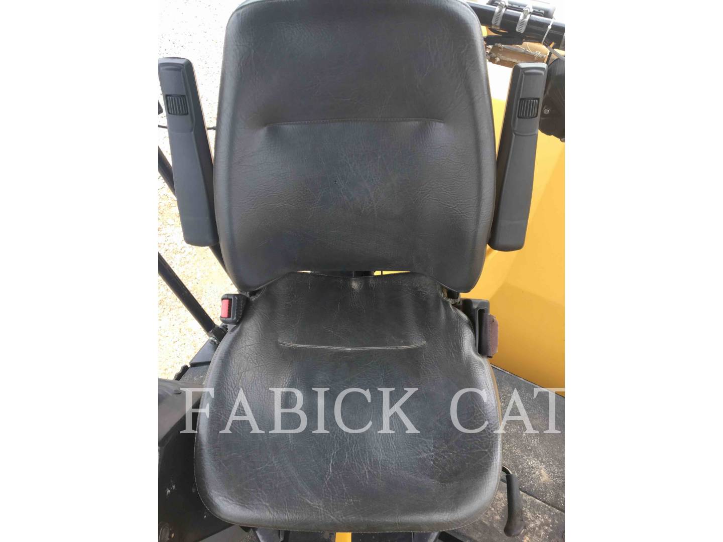 2015 Caterpillar CB64 MAP Vibratory Double