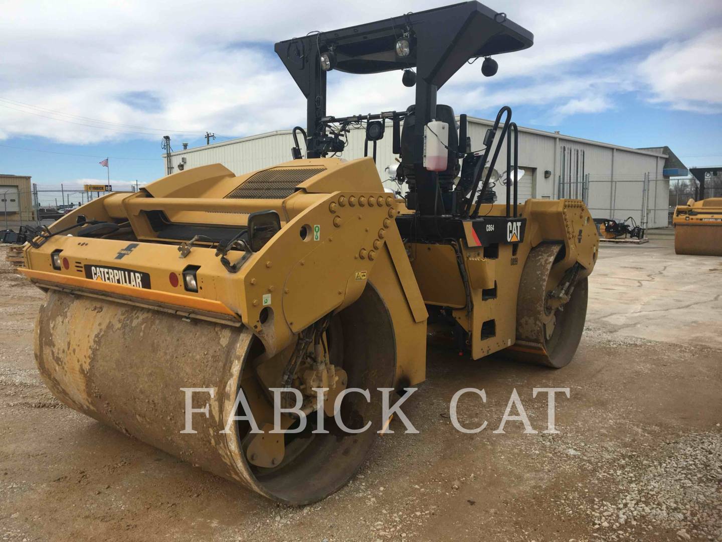 2015 Caterpillar CB64 MAP Vibratory Double