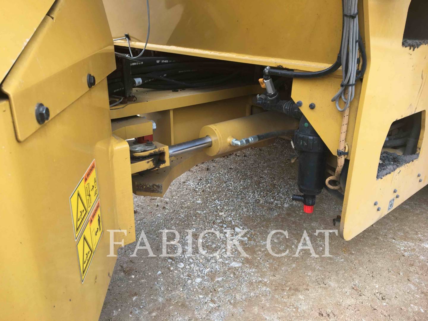 2015 Caterpillar CB64 MAP Vibratory Double