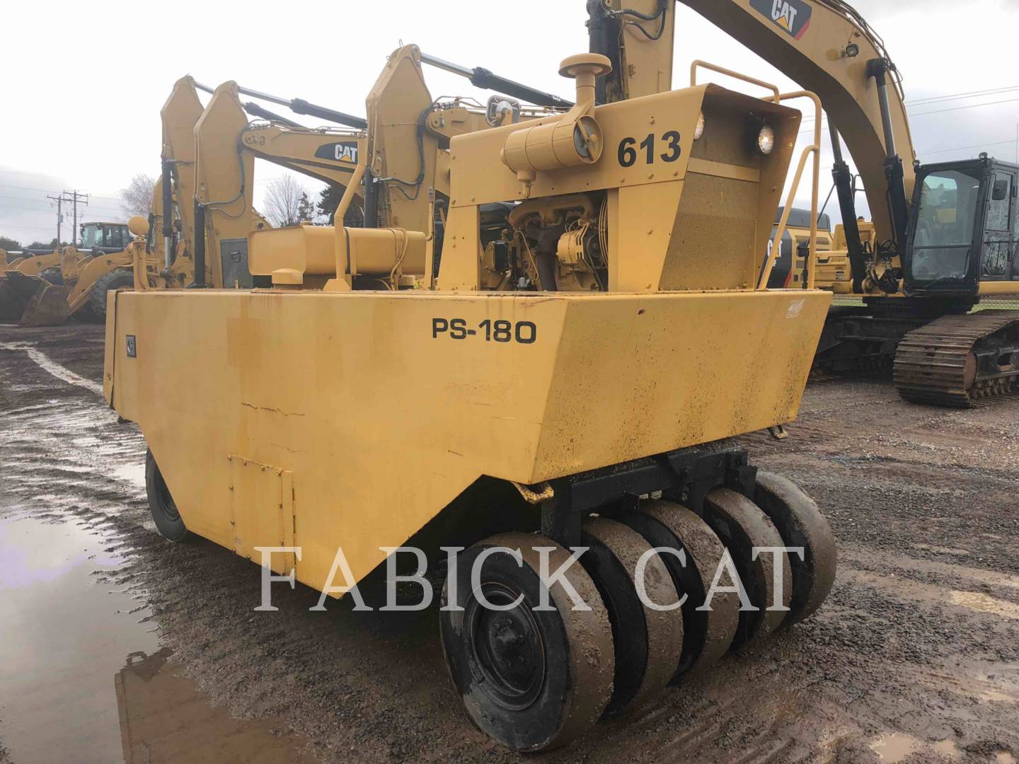 1992 Caterpillar PS-180 Compactor