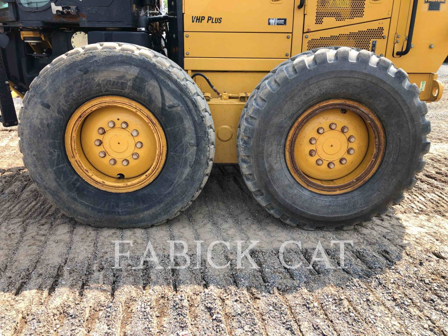 2011 Caterpillar 120MAWD Grader - Road