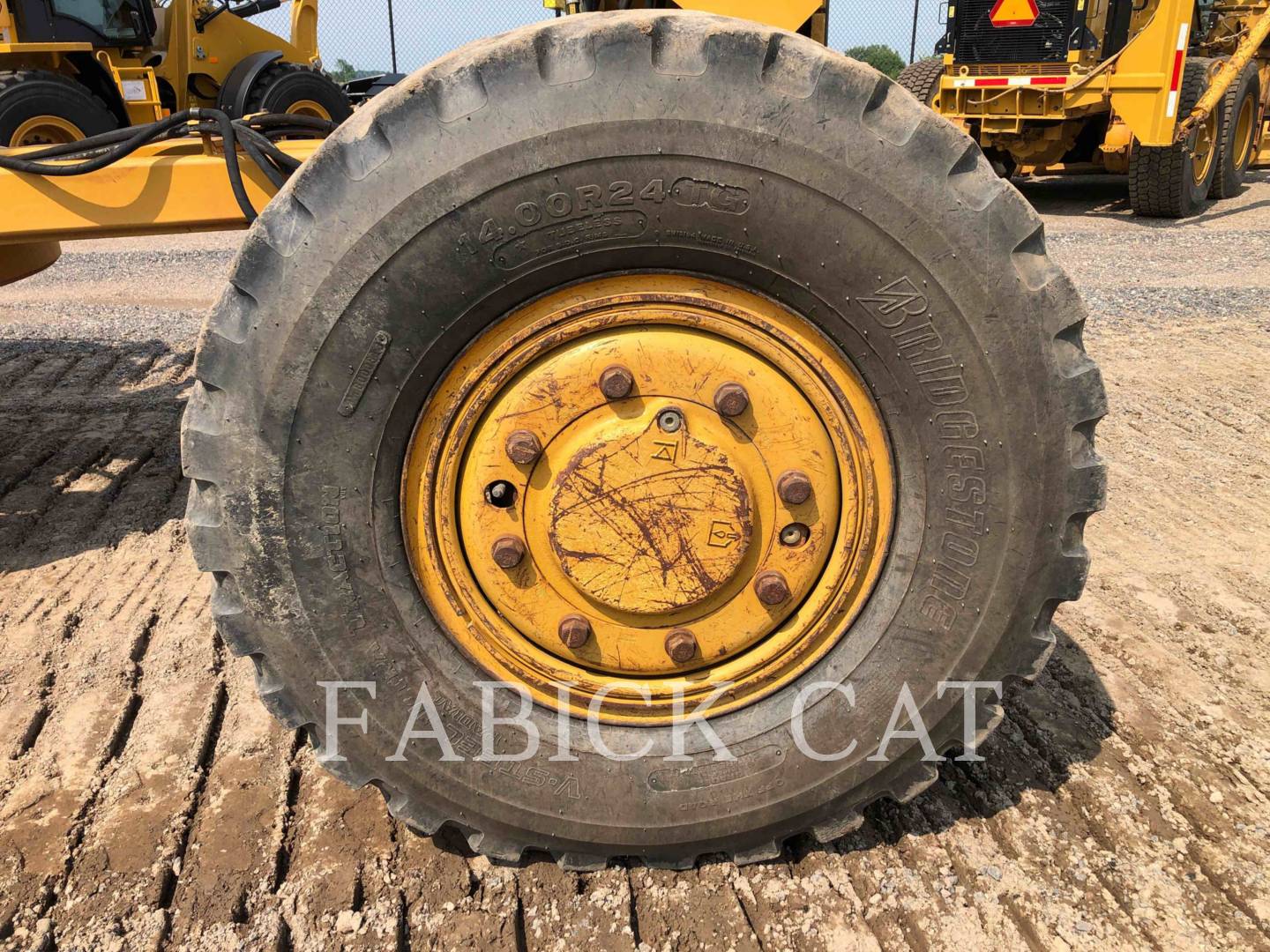 2011 Caterpillar 120MAWD Grader - Road