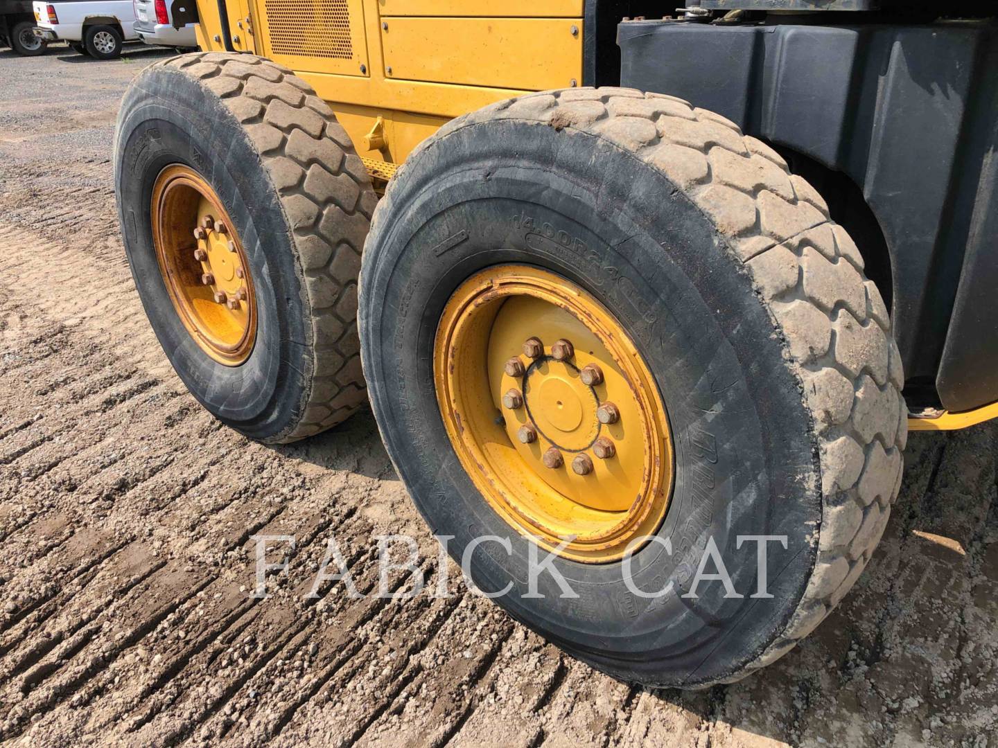 2011 Caterpillar 120MAWD Grader - Road