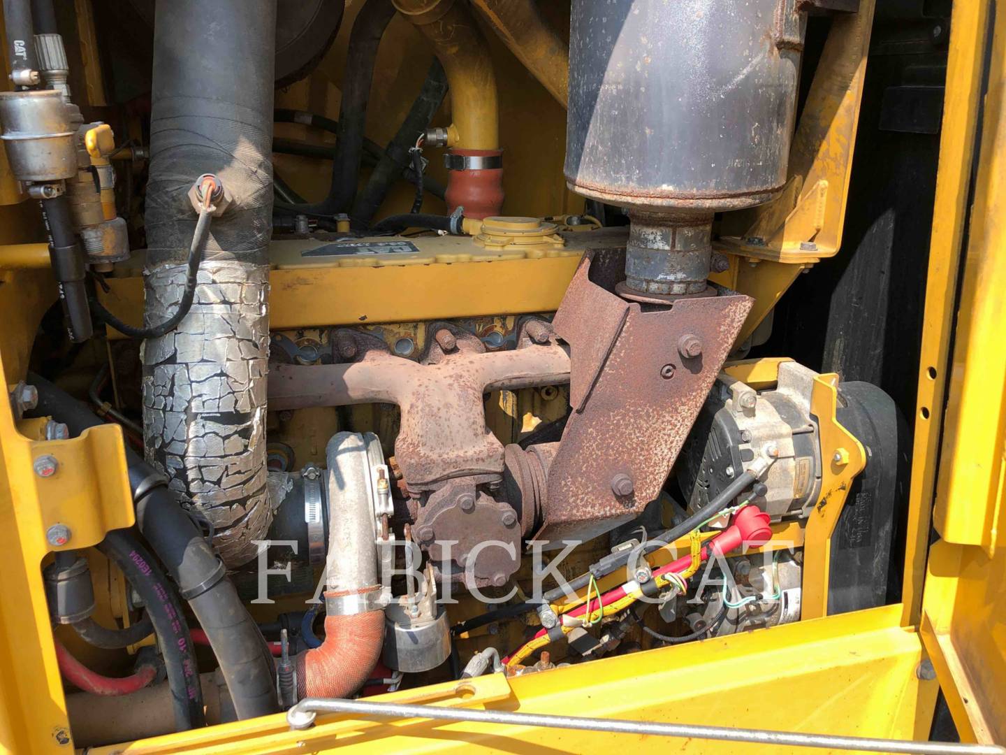 2011 Caterpillar 120MAWD Grader - Road