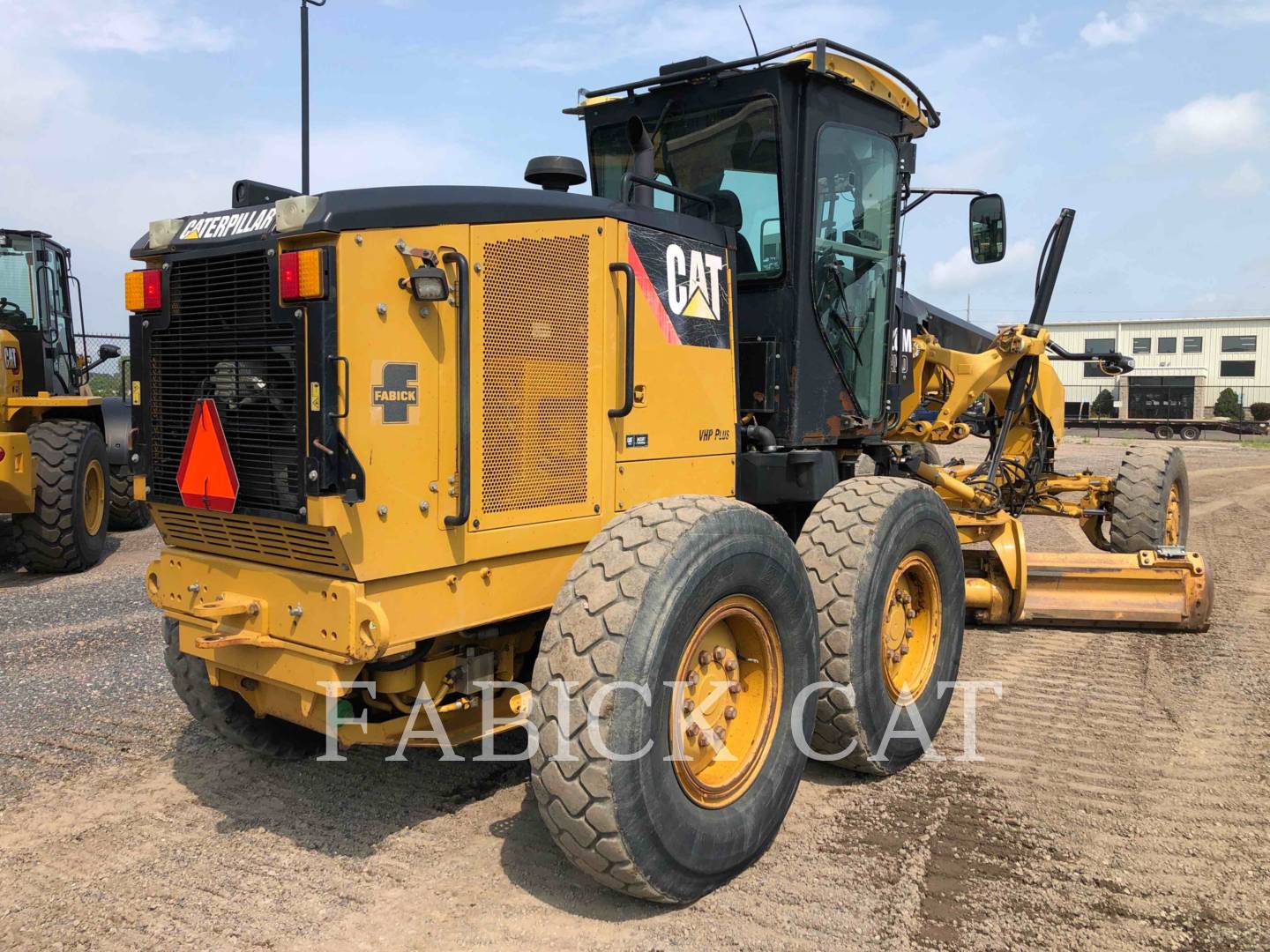 2011 Caterpillar 120MAWD Grader - Road