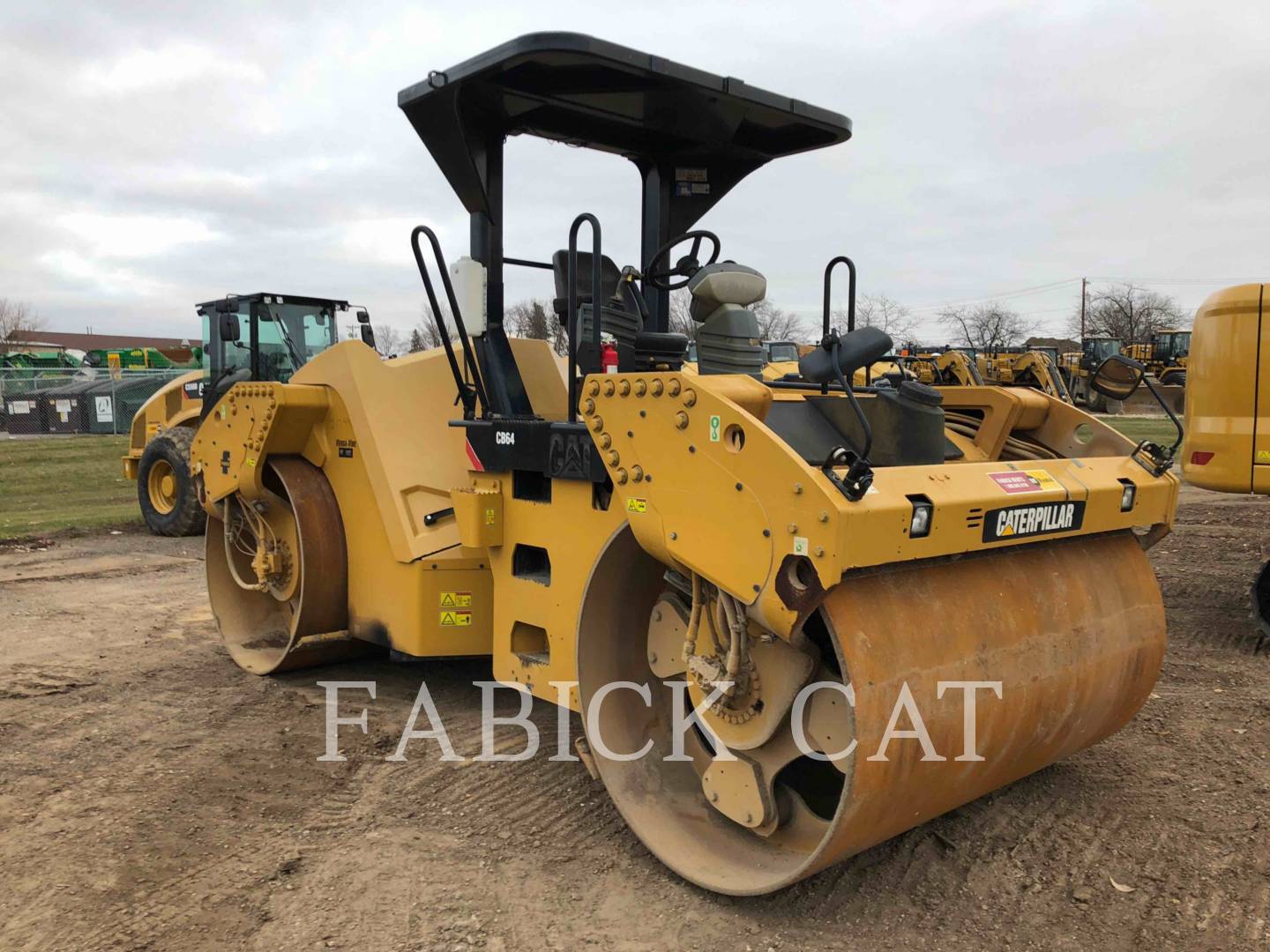 2013 Caterpillar CB64 Vibratory Double