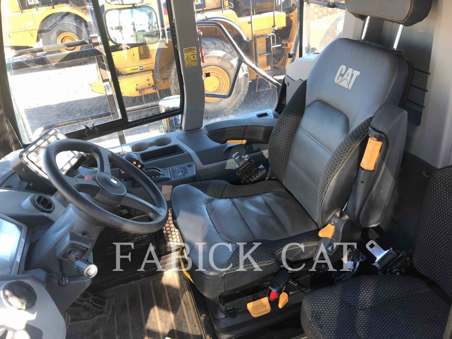 2018 Caterpillar 745-04 Articulated Truck