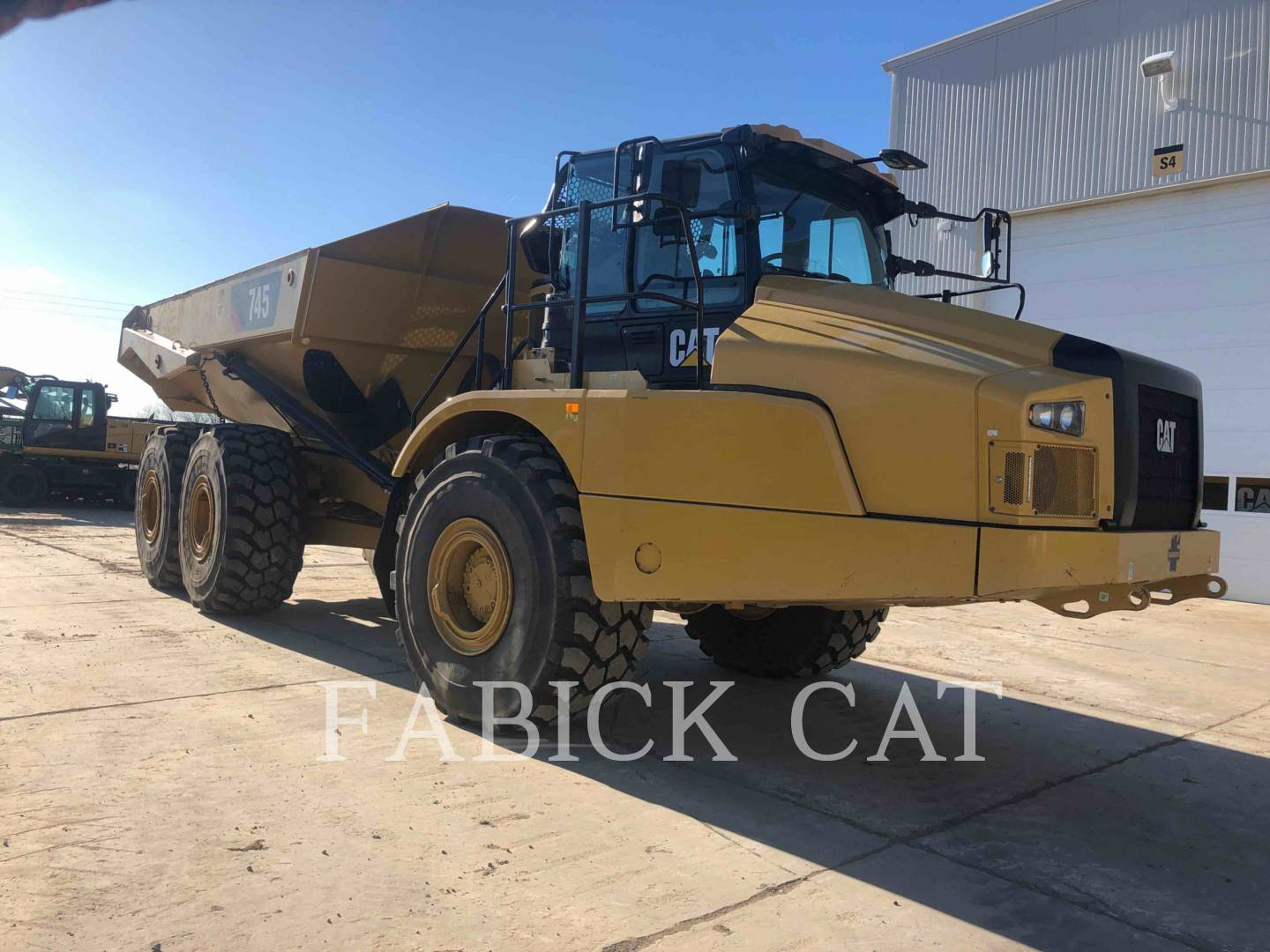 2018 Caterpillar 745-04 Articulated Truck